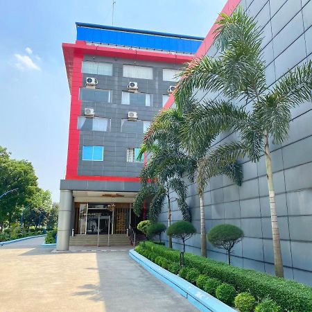Cculb Resort & Convention Hall Gazipur Экстерьер фото