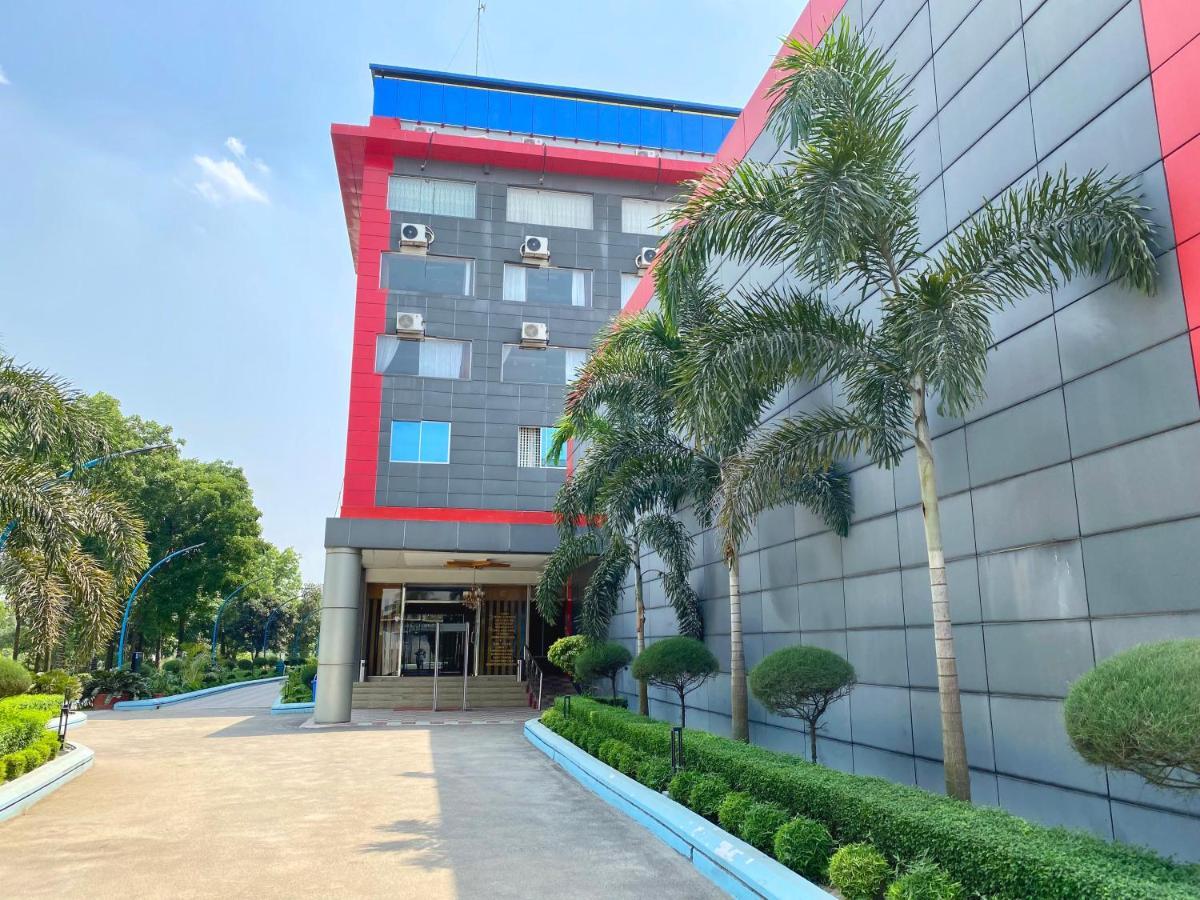 Cculb Resort & Convention Hall Gazipur Экстерьер фото