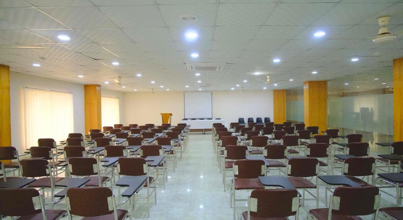 Cculb Resort & Convention Hall Gazipur Экстерьер фото