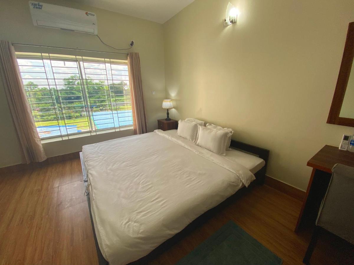 Cculb Resort & Convention Hall Gazipur Экстерьер фото